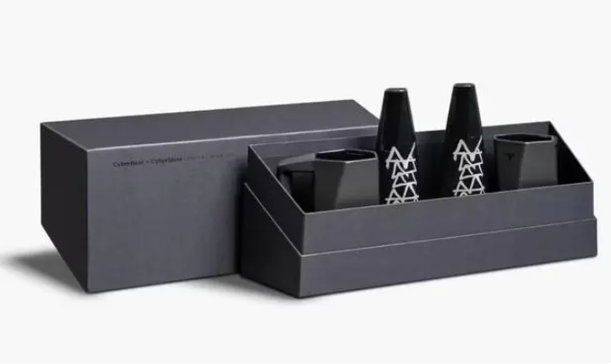 特斯拉推出限量版啤酒套裝CyberBeer+CyberStein-酒展網