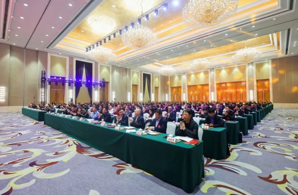 中國酒類流通協會換屆大會在宿遷召開，秦書堯當選新一屆會長-酒展網